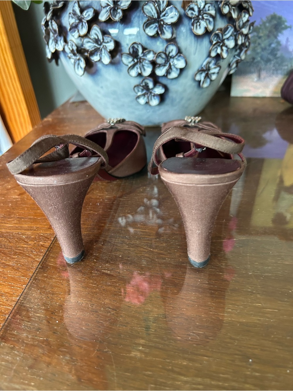 Vintage Chanel EU 40 Silk Crystal Evening Heels NWOB - Picture 3 of 5